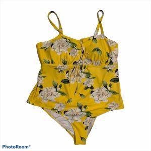 Cupshe yellow floral swimsuit.